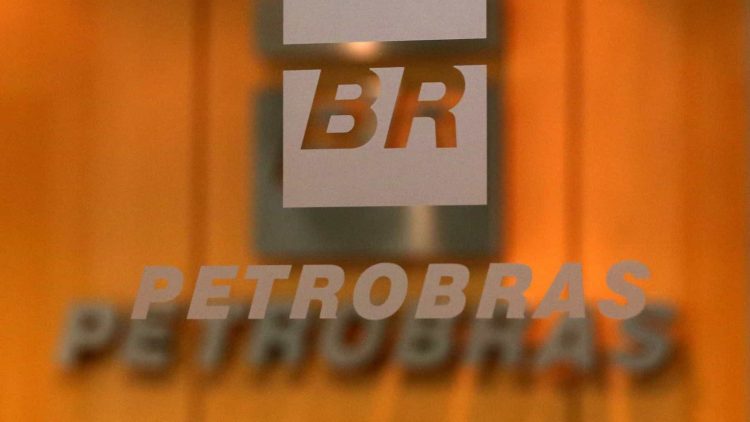 Petrobras tem 267 trabalhadores com o novo coronavírus