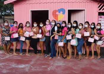 Prefeitura de Itapiranga realiza Curso de Designer de Sobrancelhas estimulando a Geração de Empregos no município.