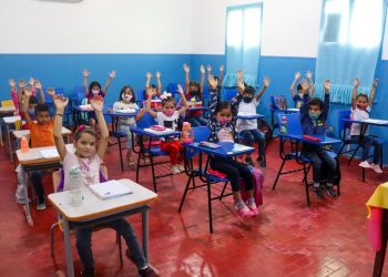 Município de Itapiranga da início às Aulas Presenciais que é marcado pela emoção e felicidade dos alunos