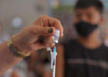 Amazonas já aplicou 6.606.474 doses de vacina contra Covid-19 até esta segunda-feira (21/03)