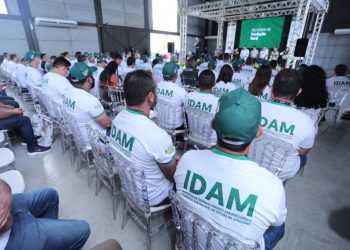 Idam realiza encontro de gerentes que atuam no atendimento às famílias rurais no interior do Amazonas