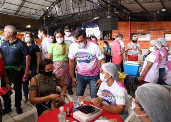 No “Show da Vacinação”, Wilson Lima destaca importância da vacina para retorno de atividades da economia criativa