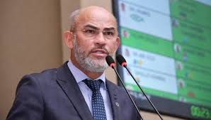 Cabo Maciel destaca a distribuição de R$208 milhões do Programa Auxílio Estadual para Famílias em Vulnerabilidade Social