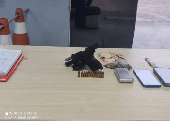 Dupla é presa com arma e drogas no bairro Nova Cidade, durante operação Cidade Mais Segura