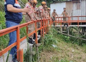 Alunos de curso do Corpo de Bombeiros participam de ocorrência da Defesa Civil