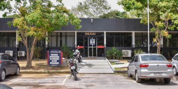 PC-AM cumpre mandado de busca e apreensão na residência de adolescente em Manaus por ameaça de massacre escolar em Minas Gerais