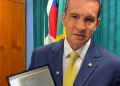 Sidney Leite se destaca nacionalmente e recebe Prêmio Excelência Parlamentar 2026
