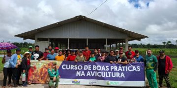Idam capacita agricultores familiares de São Sebastião do Uatumã com curso “Boas Práticas na Avicultura”
