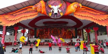 Festival de Parintins 2026: Sejusc e AmazonasTur entregam Selo Território de Direitos aos bois Caprichoso e Garantido
